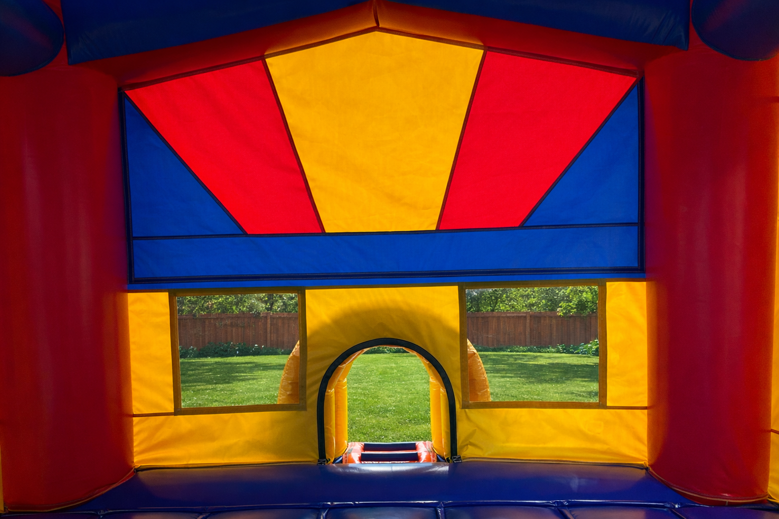 Castle Bounce House – Primary Colors- Blue Tips